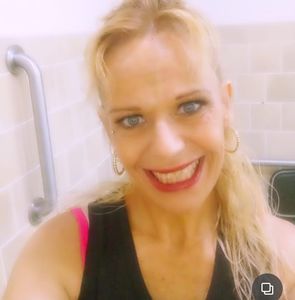 Meet your Posher, Chrystal